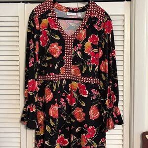 MEDIUM Susan Graver dress